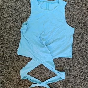 Lululemon tie wrap crop top